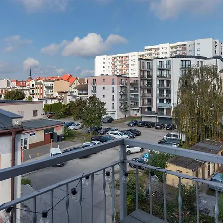 Appartamento Chrobrego Two-bedroom By Renters *